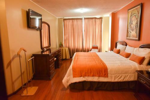 Hotel Makroz