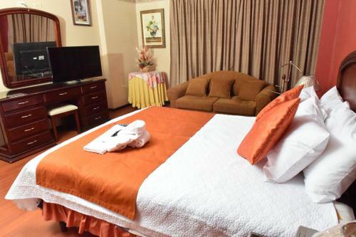 Hotel Makroz