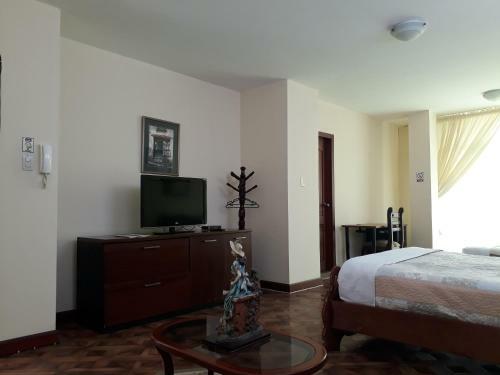 El Cardenal Hotel
