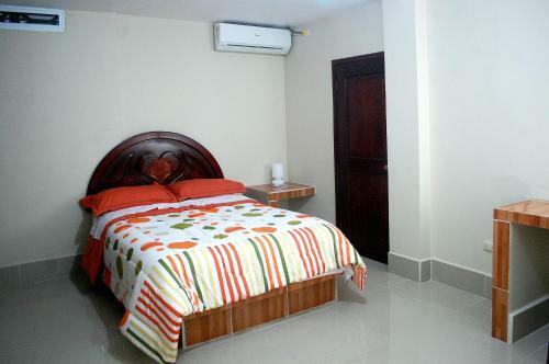 Hostal Sky