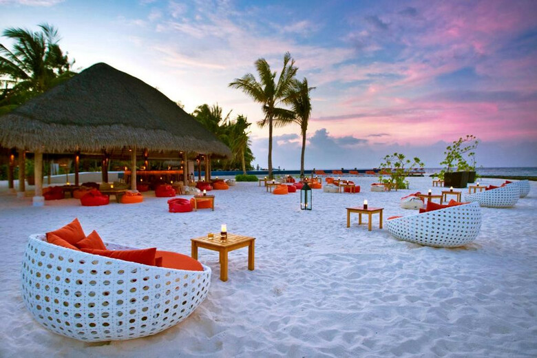 Hotel Kuramathi Maldives