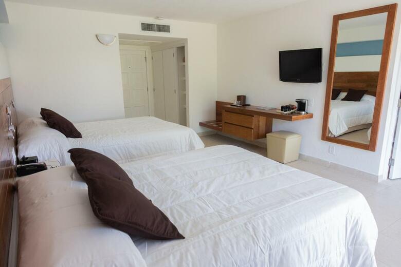 Hotel Viva Wyndham Fortuna Beach