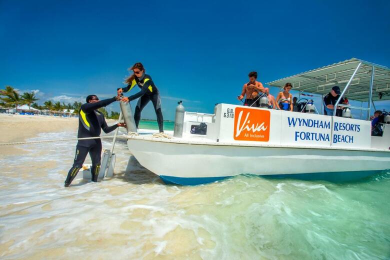Hotel Viva Wyndham Fortuna Beach