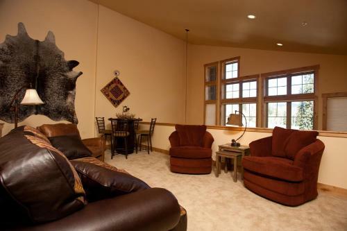Alpenglow 10 Apartment