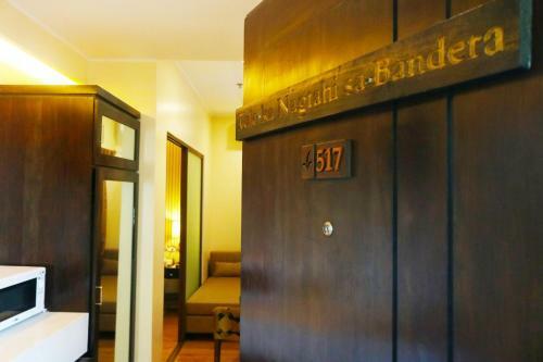 Palm Grass Hotel