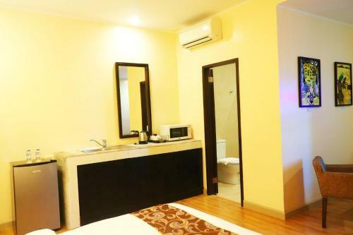 Palm Grass Hotel