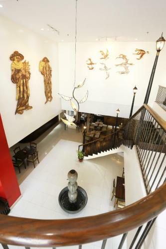 Palm Grass Hotel