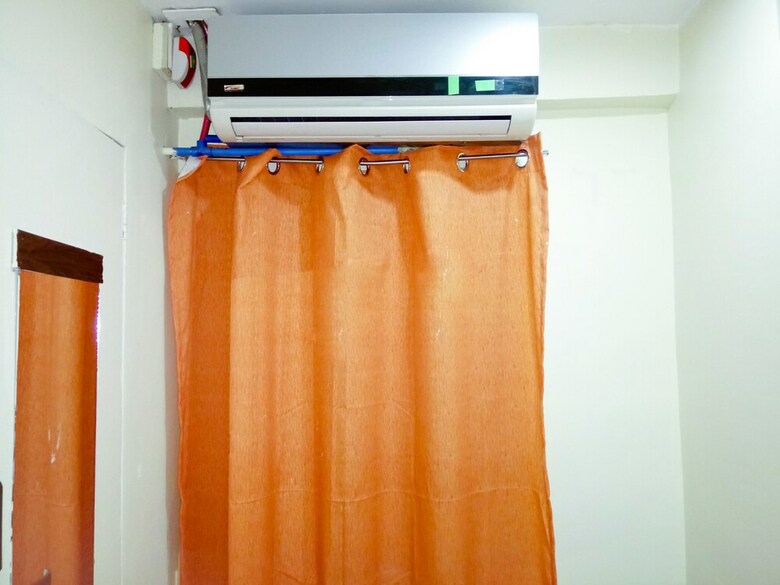 8hostel