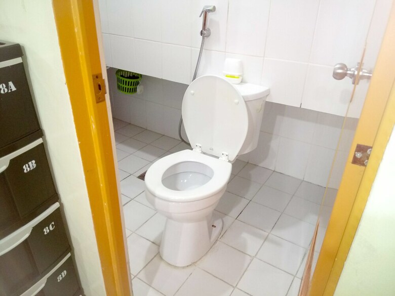 8hostel