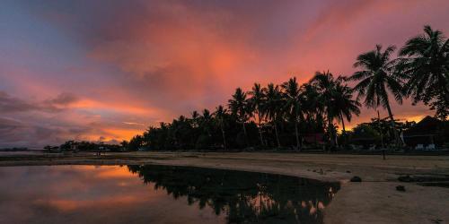 Hotel Patrick's On The Beach Resort