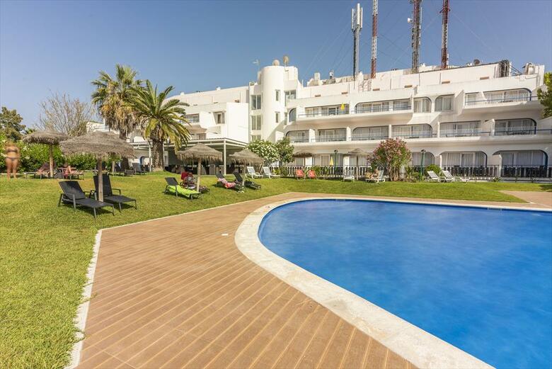 Carvoeiro Garden Hotel