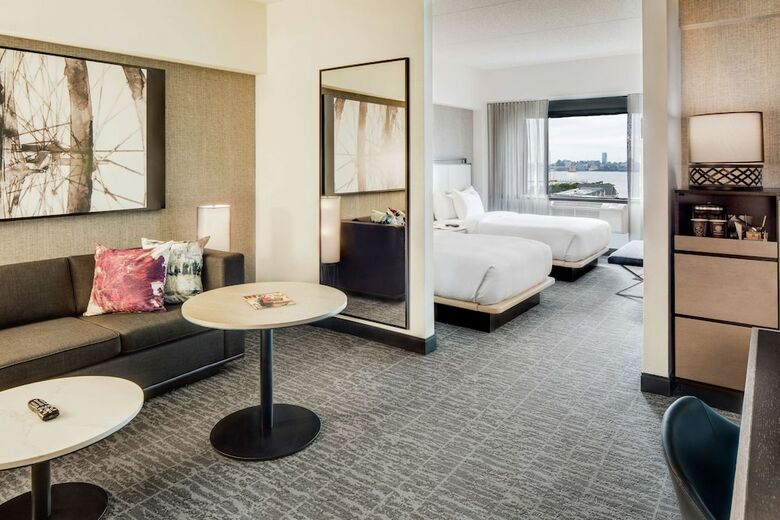 Doubletree Hotel Jersey City