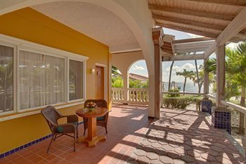 Sunbreeze Hotel