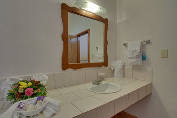 Sunbreeze Hotel
