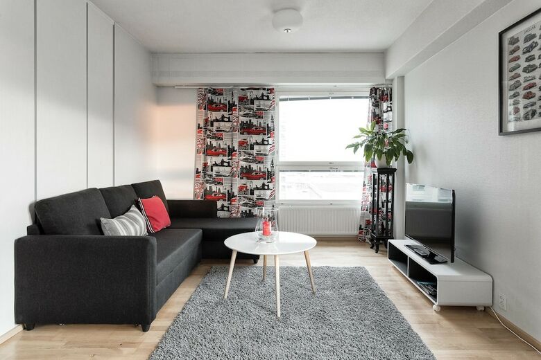 Seaside Downtown Apartment
