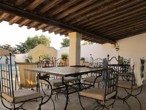 Hotel Cacharel