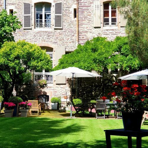 Bed & Breakfast Castel Jolly