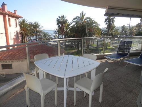 Apartamento Les All�es Du Cap
