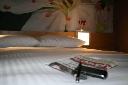 Hotel La Croix De Savoie & Spa