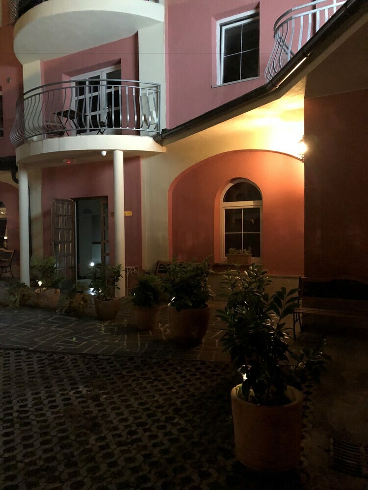 Hotel Asteria