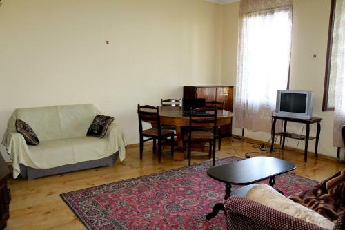 Hostal Maya Guest House