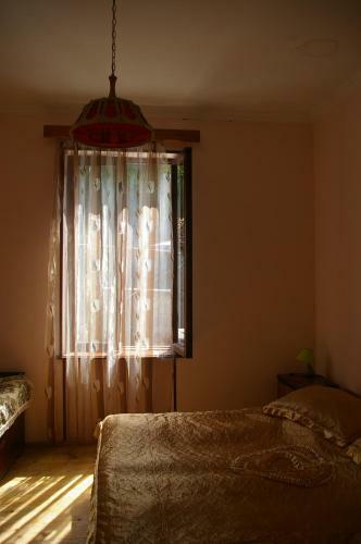 Hostal Maya Guest House