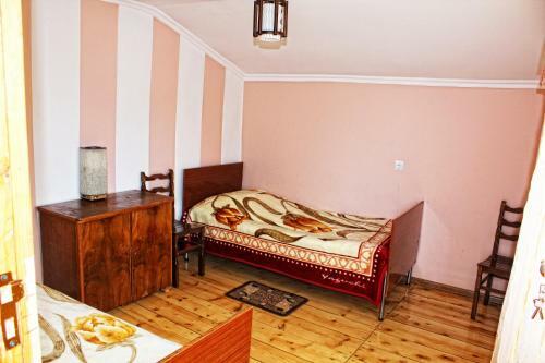 Hostal Mestia Valeris Guesthouse