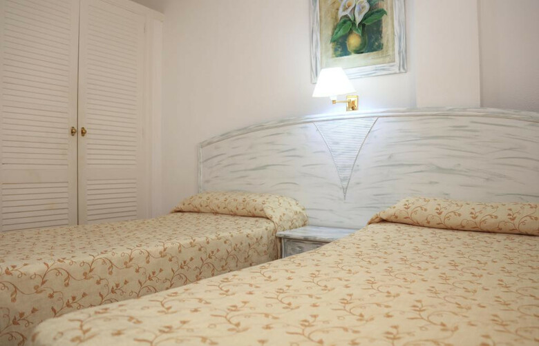 Apartamentos Caleta Garden