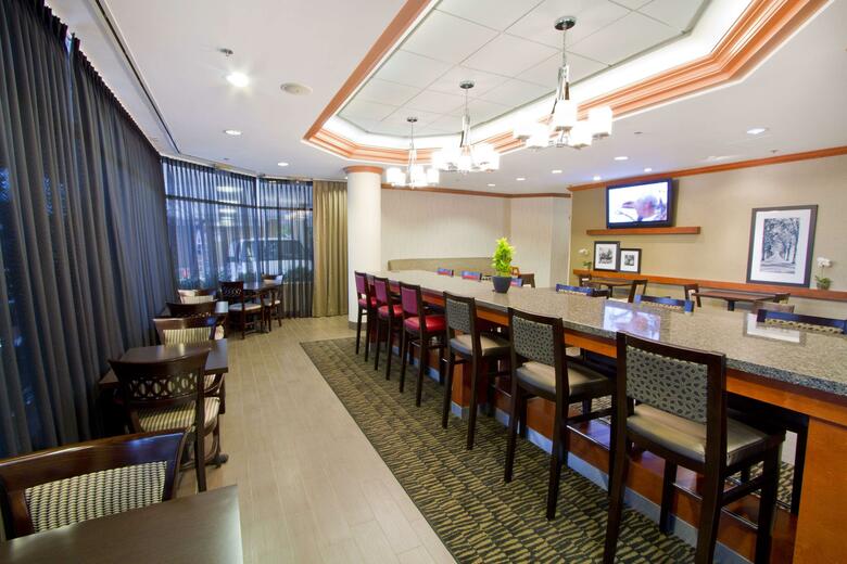 Hotel Hampton Inn Vancouver Airport