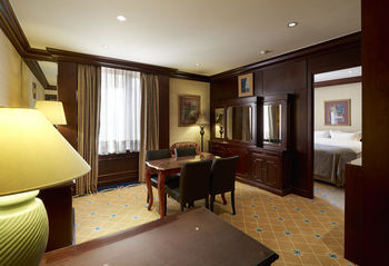 Hotel Imperial Palace