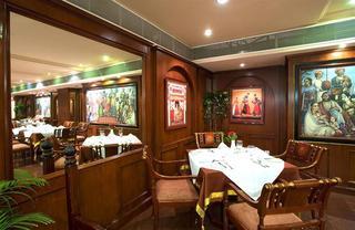 Hotel Sarina