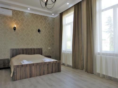 Hostal White Hotel