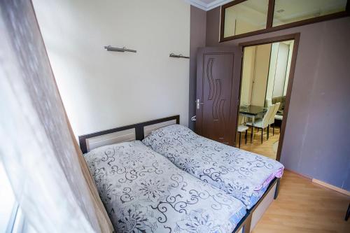 Sweet Home Apartment