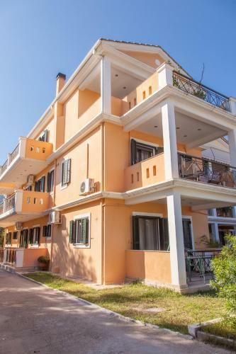 Emelia Apartments