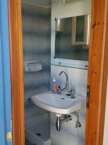 Hostal Guesthouse Karidia