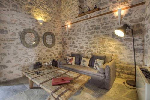 Hotel Cotommatae Hydra 1810