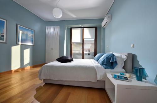 Apartment Karyatis