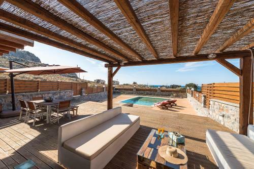 Lindos Seastone Villas