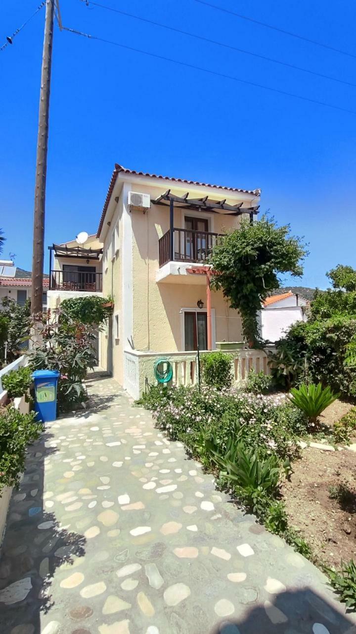 Apartamentos Smaragda Hotel