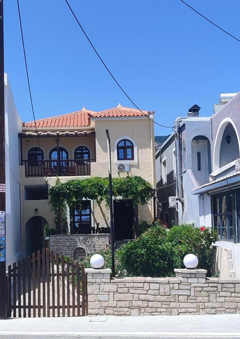 Apartamentos Smaragda Hotel