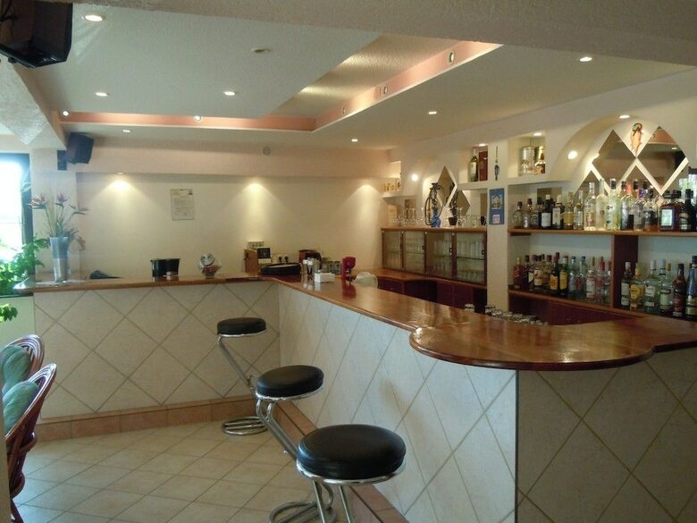 Hotel Tropicana