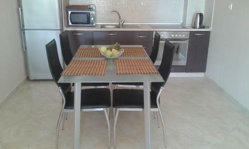 Theano Apartments