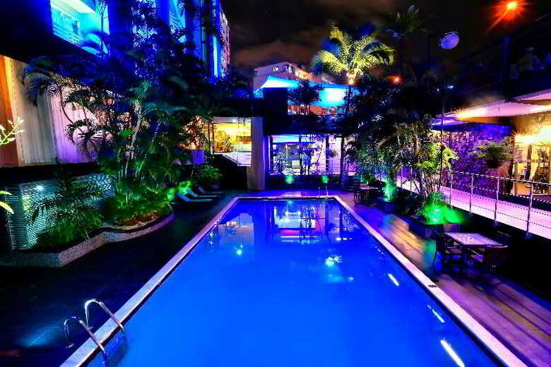 Riande Granada Urban Hotel