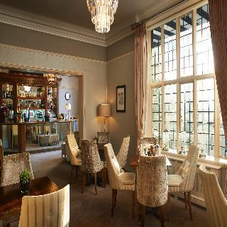 Hotel Edgwarebury Corus