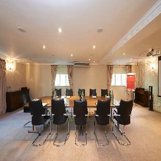 Hotel Edgwarebury Corus