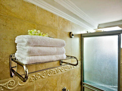 Hotel Bahia Suites