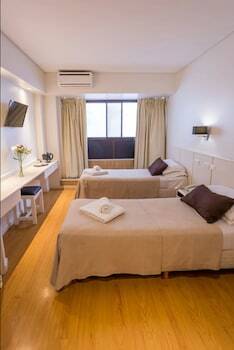 Hotel Dion (.)