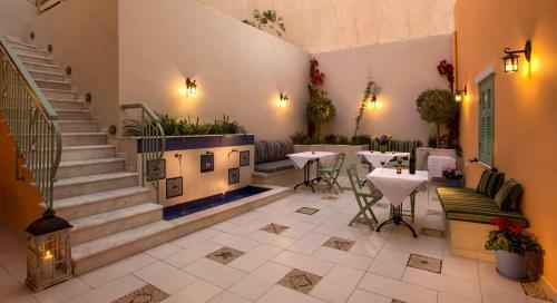 Hotel Efchi 1904