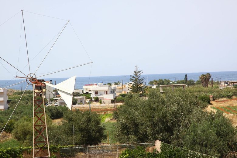 Triton Garden Hotel