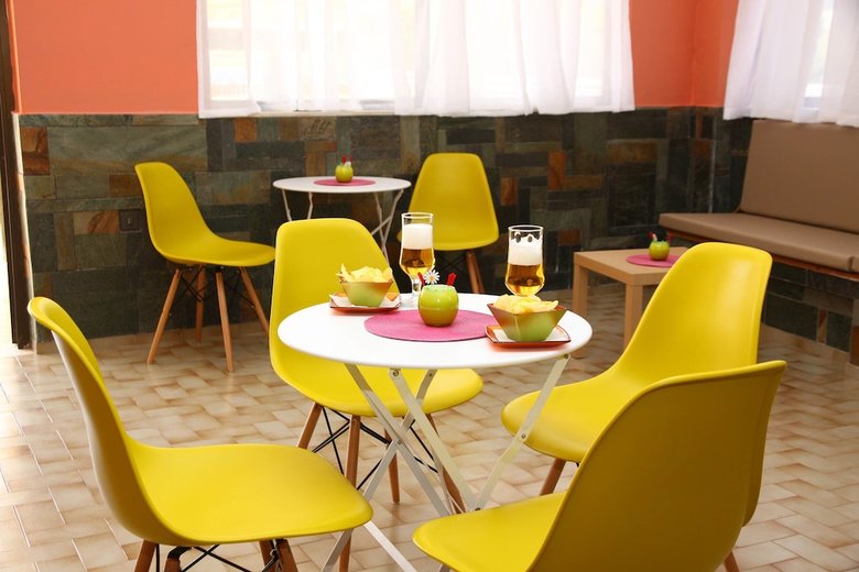 Triton Garden Hotel